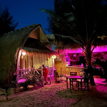 Готель La Boheme Гілі-Аїр Екстер'єр фото
